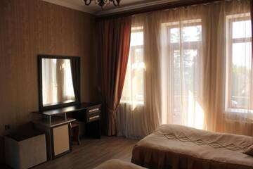 Фото номера Люкс с балконом Гостевой дом Ivanovka Guest House г. İvanovka 9